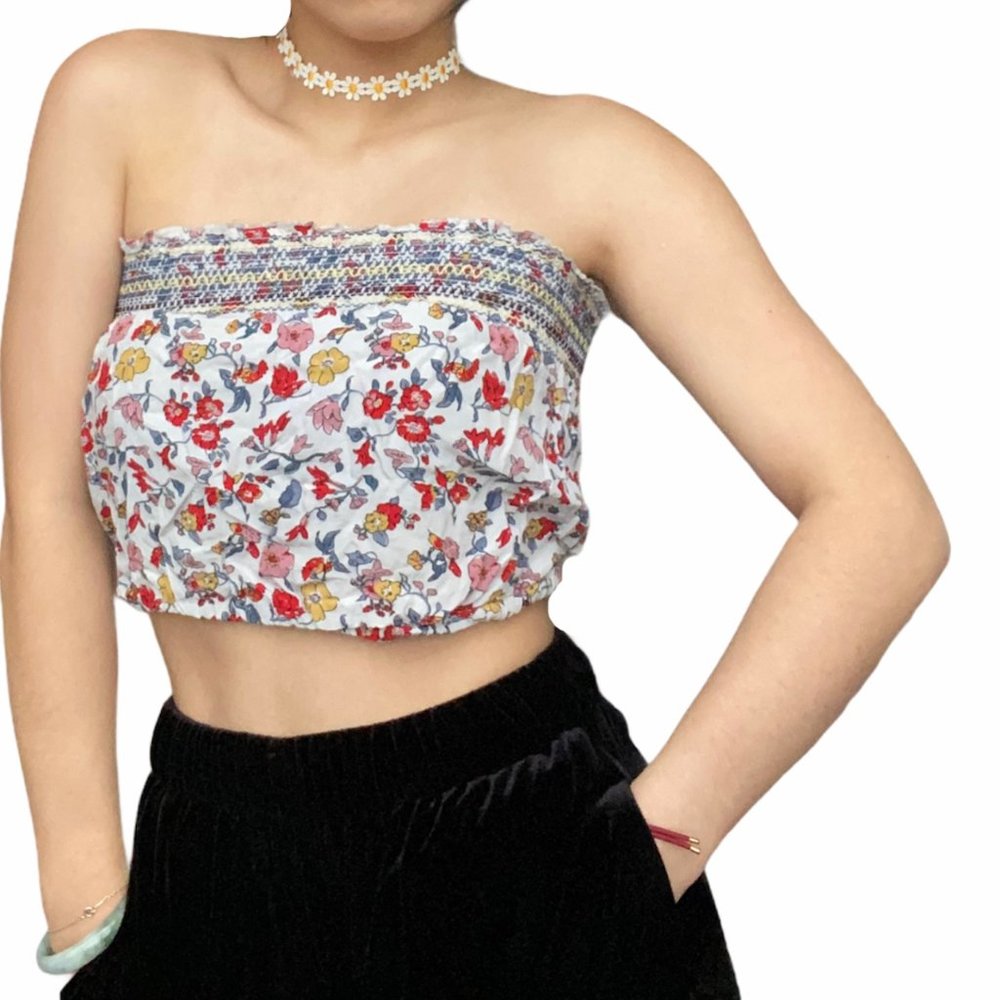 UO ecote Hawaiian floral smocked tube cop top